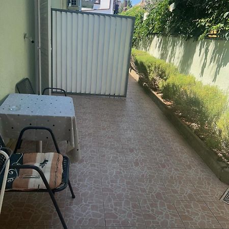 Apartments Svekric Novalja Ngoại thất bức ảnh