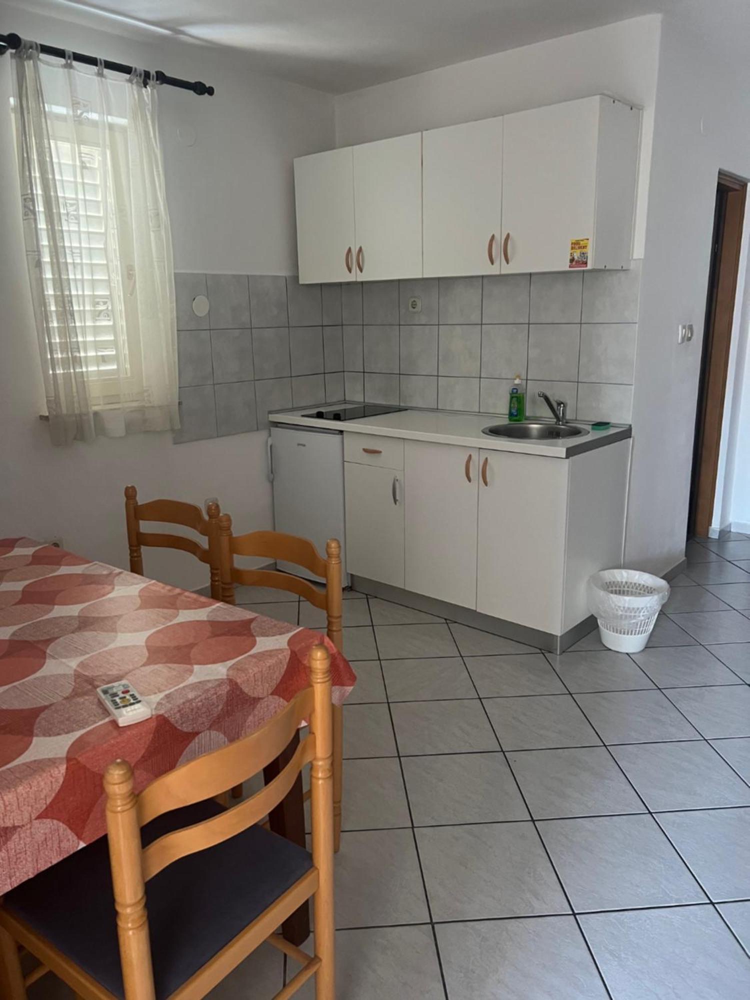 Apartments Svekric Novalja Ngoại thất bức ảnh